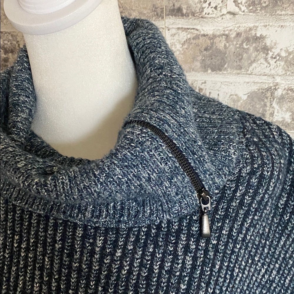 Leo & Nicole Cozy Blue Cowl Neck Oversized Sweater. Size S. - Picture 3 of 16